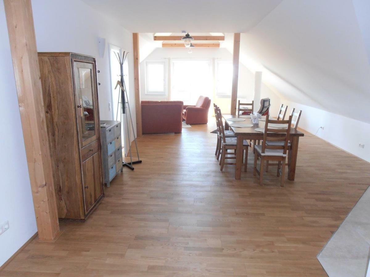 Ferienwohnung Am Kirchberg Йойс Экстерьер фото